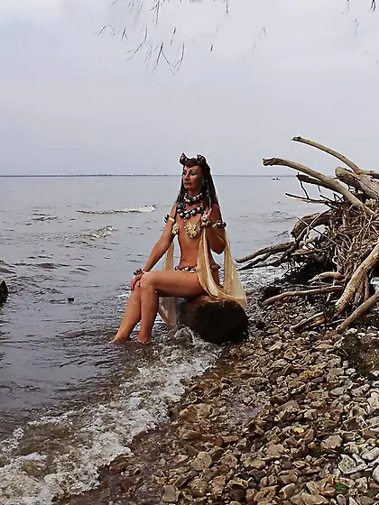 Foggy evening upon volgariver