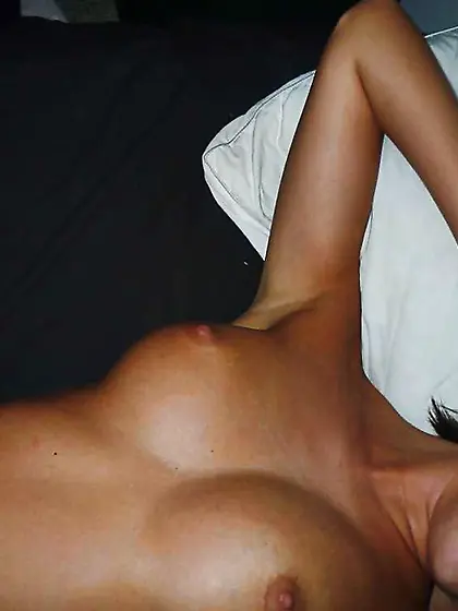 Fresh photos of my ex and the last ex gyal :) anna