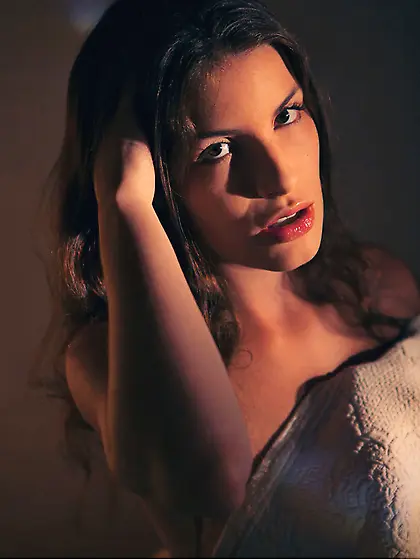 Dame drops white towel