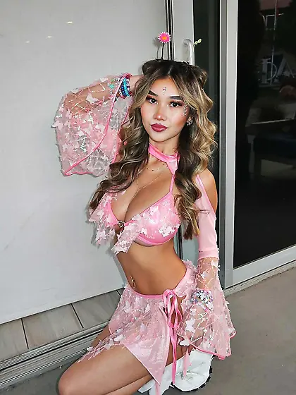 Cathleen Z's Tight Body