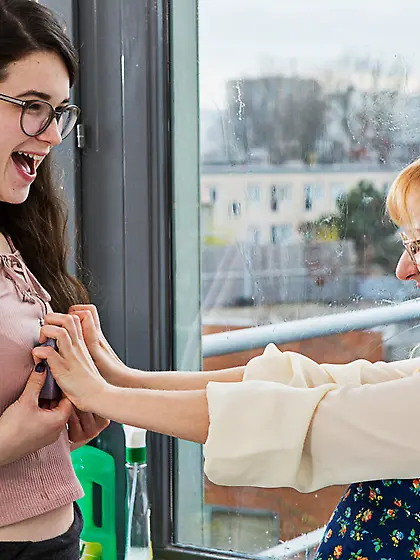 Two stepsisters take turns on licking pussies till each babe cum