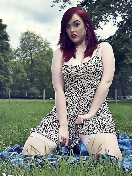 Glamour babe lingerie