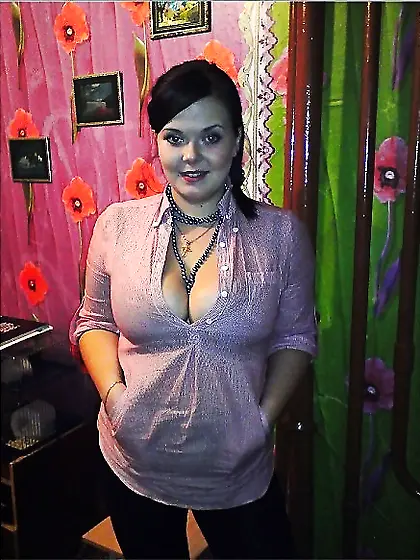 Busty Russian Woman 748