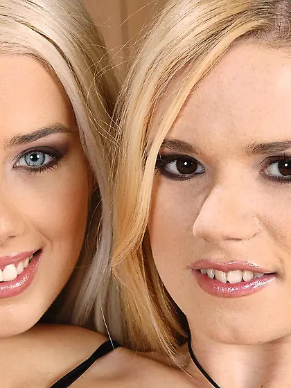 Long-legged blonde sluts bury tongues and fingers in each other'