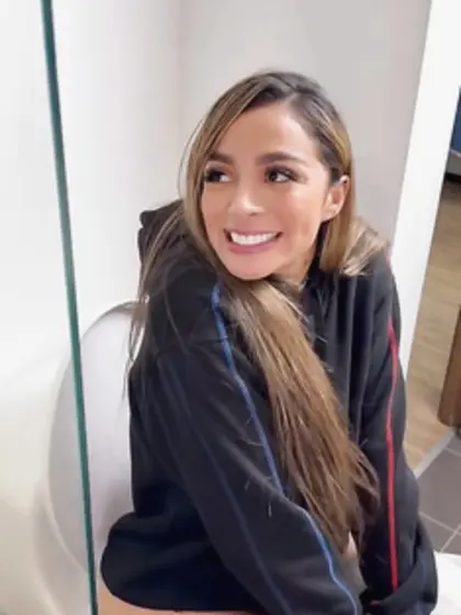 Toilet and pee girls