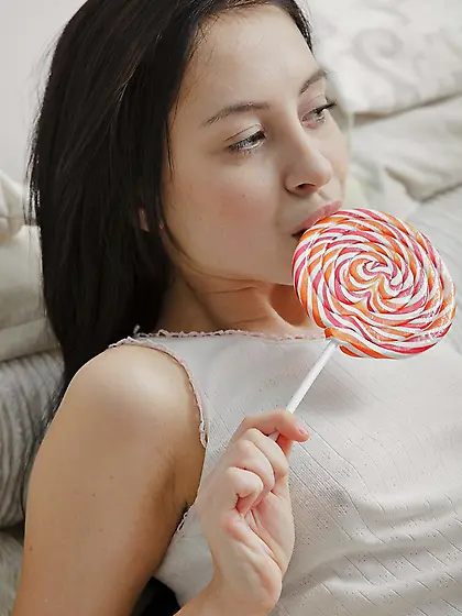 Tiny teens with hot bides are going to screw the same stud