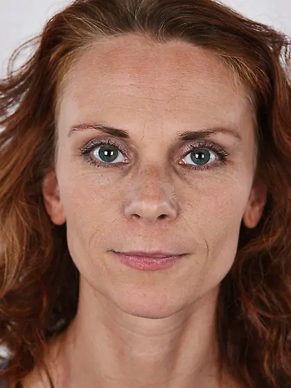 Middle-aged ginger cutie strips naked exposing her unremarkable