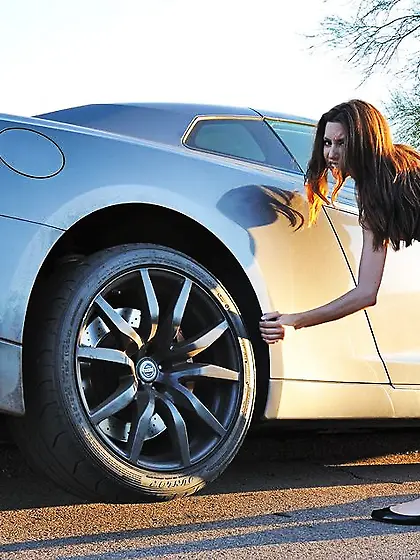 Lola Milano is one of the babes who are into fast cars and posin