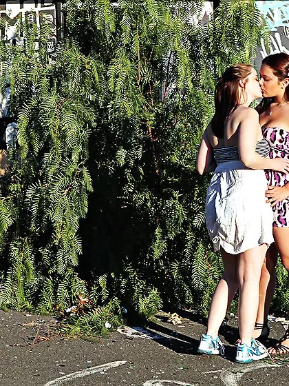 Stunning hottie teases banging