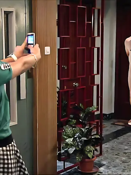 Amarrado desnudo cfnm publico