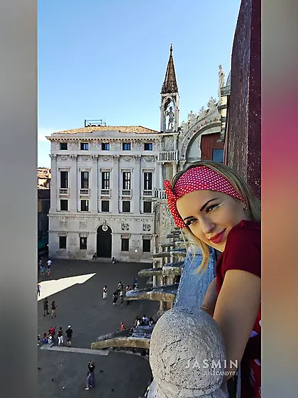 Tiny tits athletic girl