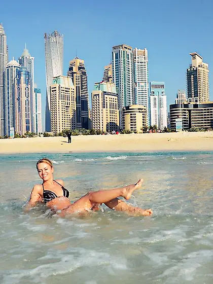 Mature bisexual squirt