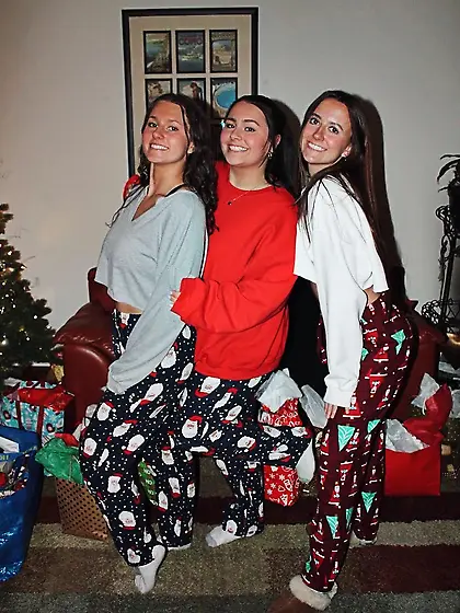 McF Sisters Talya and Mya with Cousin Jordyn