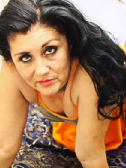 Brunette alicia perform anal