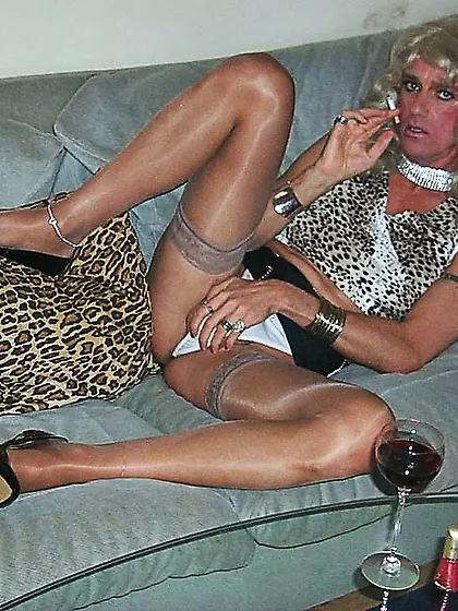 Hot erotic cock sucking