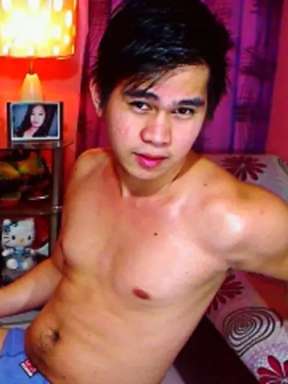 18 yo brunette Shun willing to perform: Oil.