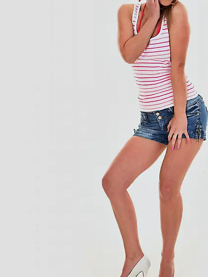 Do you want to see blonde Samantha Jolie during the masturbation