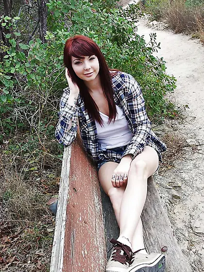 Naughty femmes in denim LI