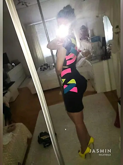 Bisexual strap on dildo