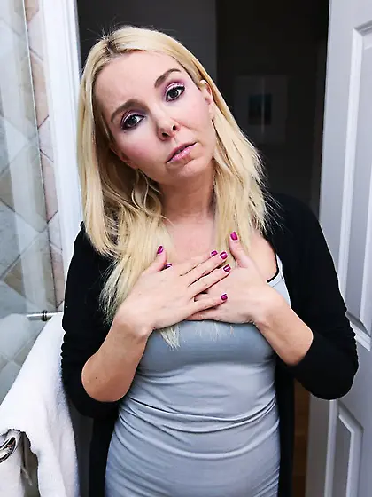 Busty mom enjoying it inch by inch