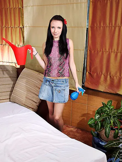 Petite teen brunette Alisa Cage takes big sized pink dildo in he