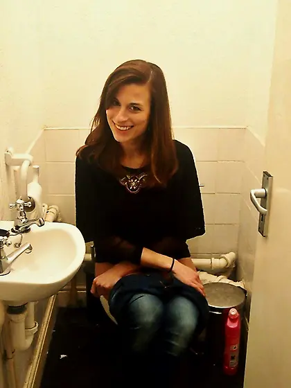 Toilet hotties