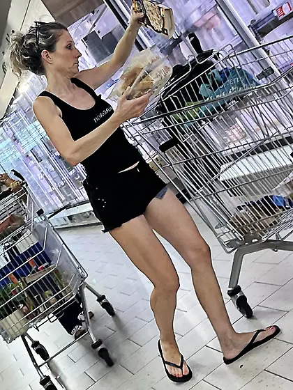 Salope à sperme de magasin