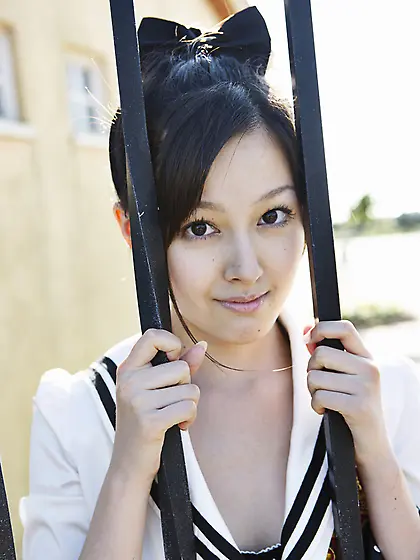 Koharu Kusumi will make your day with this All Gravure gallery.