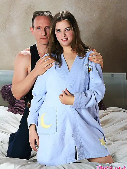 Cute chubby preggo pussy