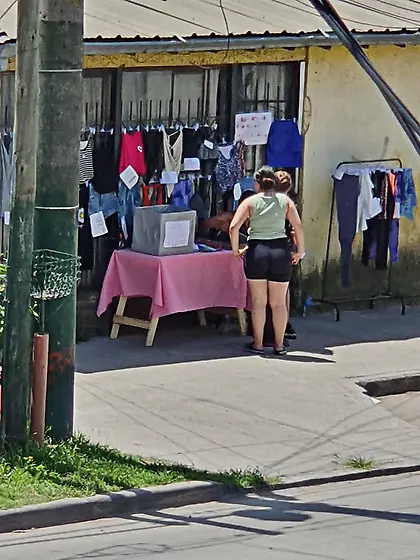 Espiando chicas en la calle