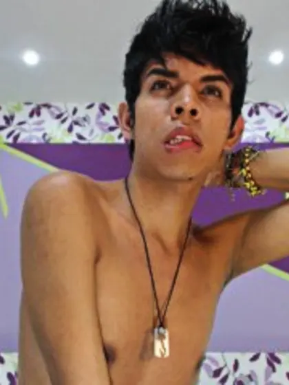 19 yo brunette Mark Monte Rey.