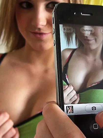 Frisky bimbo Katie King is dildo fucking pussy and recording the