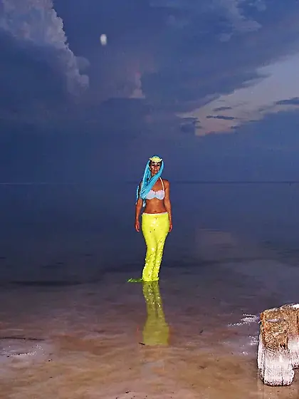 Elton's Night on salty pier