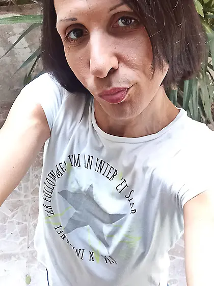 I cut my hair.. how do i look?