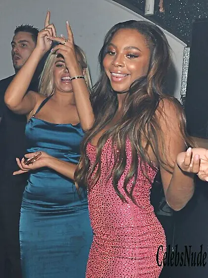 Megan Barton Hanson Nip Slip