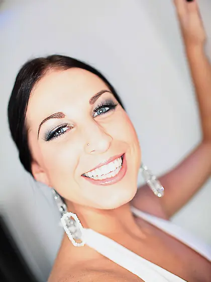 Racquel Allure licks dick like the ice cream,  sucks it deeply an