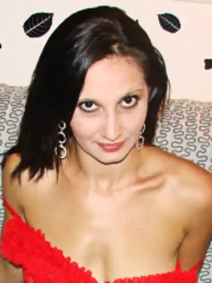 Brunette anjelika perform anal