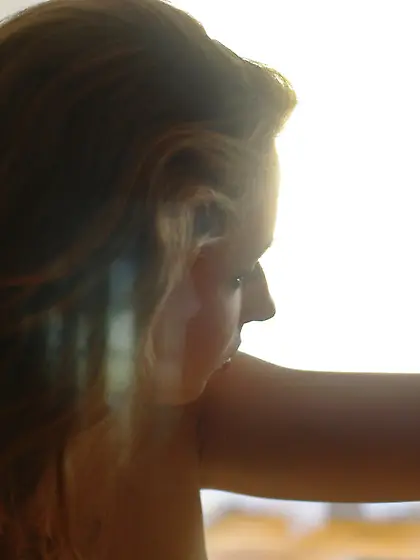 Roxy Carter takes her clothes off in front of the camera and sho