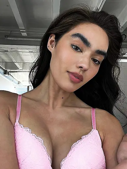 Mixed Asian Model Mia