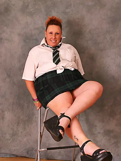 MILF Curvy BBW Charlie from United Kingdom