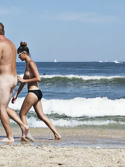 Candid beach girls #01