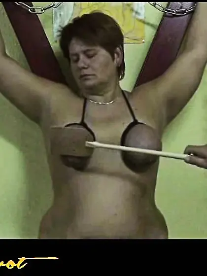 BDSM playing with Anna and MasterChriss