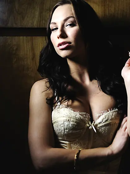 Rousing oral with bodacious dames 