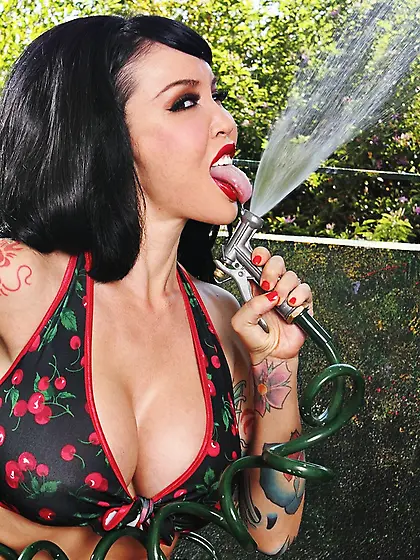 Stunning brunette model nasty