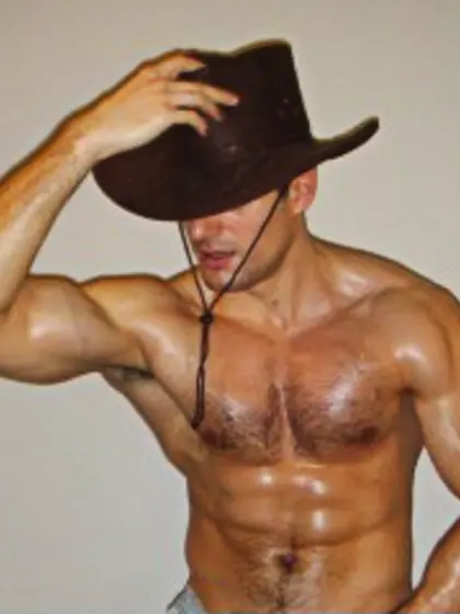 Ben hunt perform oil