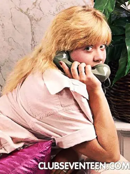 Linda B masturbation