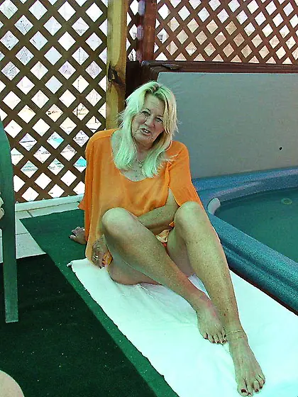 Mature Adonna from United States Set 53