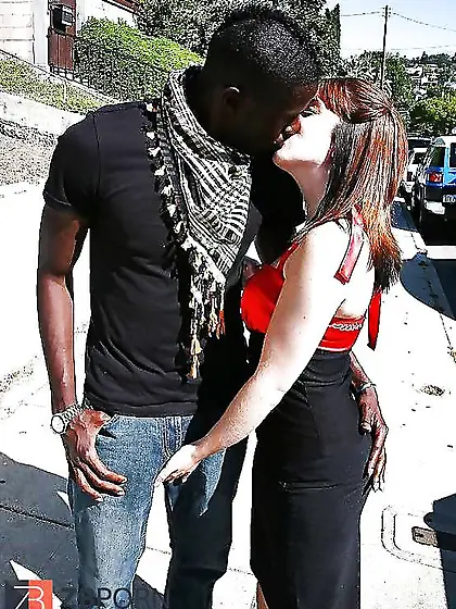 Bi-Racial smooching