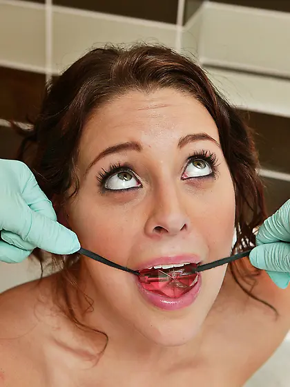 Water tortured chained bath