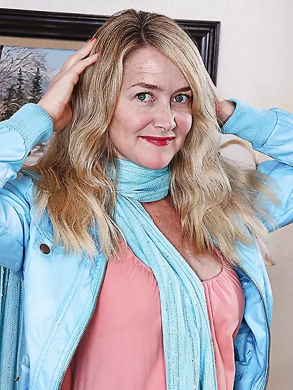 American big boobs hot blonde mom